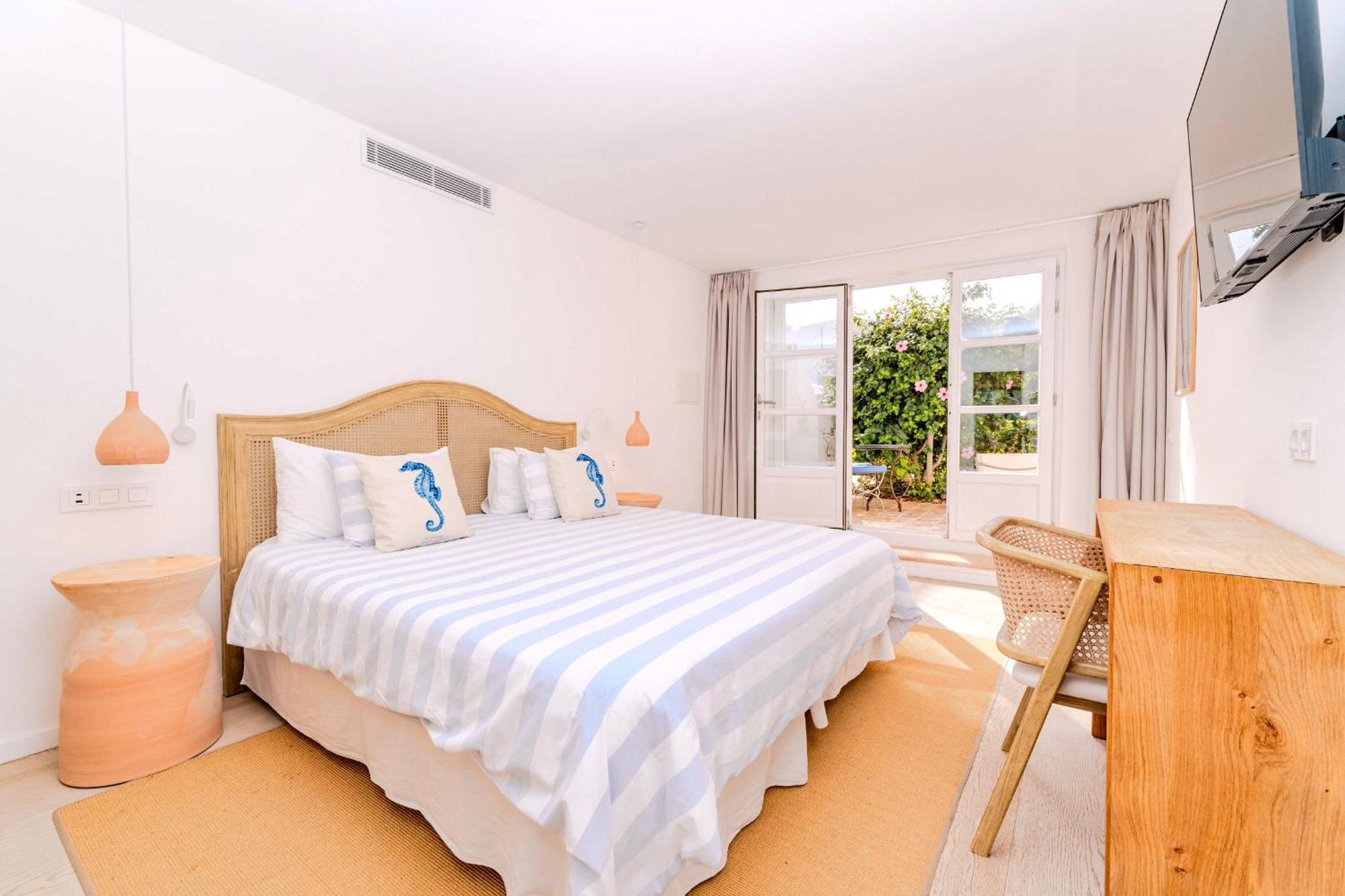 The Sea Club Bed & Breakfast Cala Ratjada  Bagian luar foto