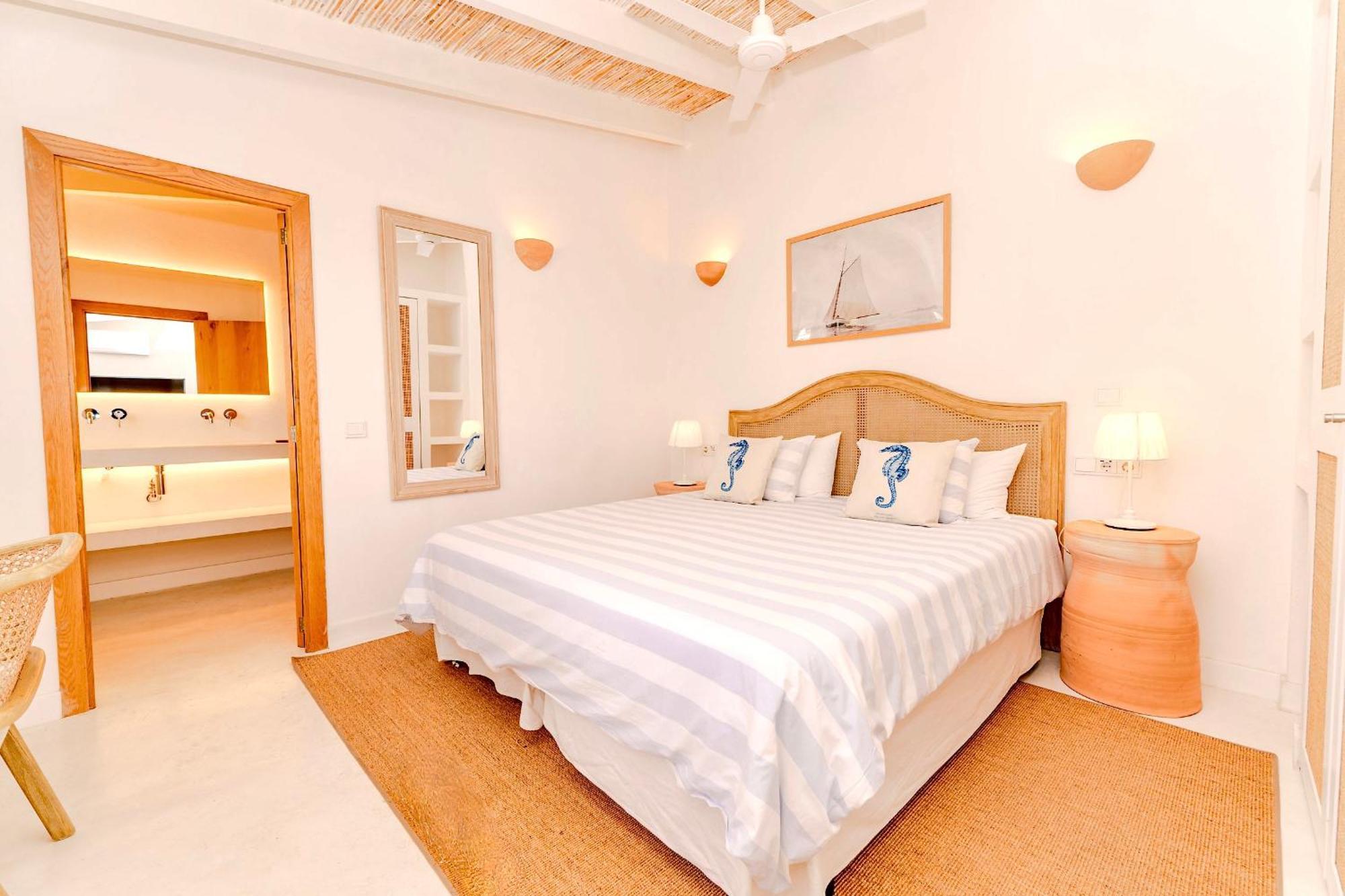 The Sea Club Bed & Breakfast Cala Ratjada  Bagian luar foto