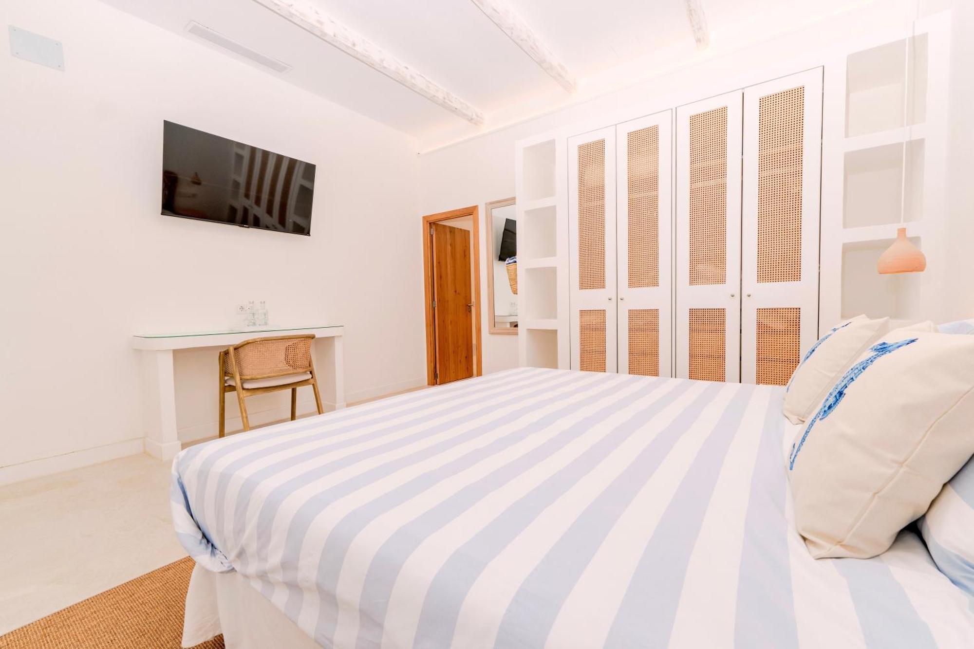The Sea Club Bed & Breakfast Cala Ratjada  Bagian luar foto